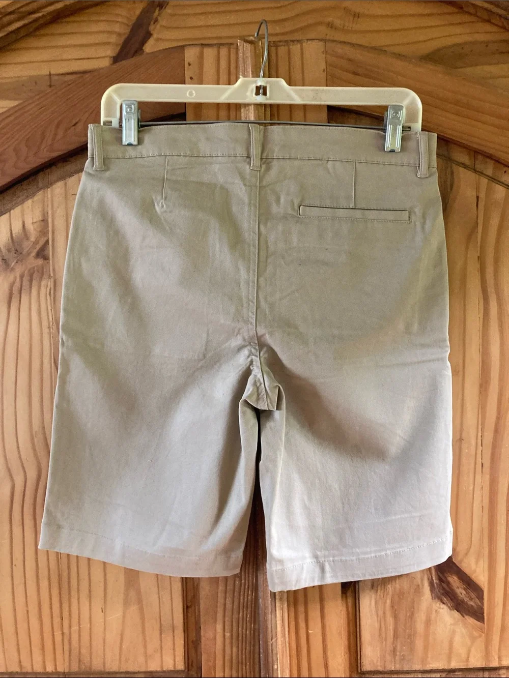 Boys Old Navy tan khaki chino shorts size 12 Plus - NWT